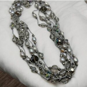 Freshwater Cultured Pearl and Glass
Bead Necklace